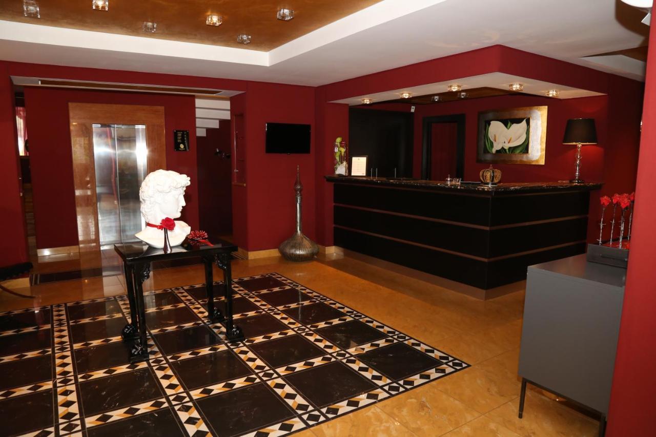 Marcantonio Hotel จูกลิอาโน อิน คัมปาเนีย ภายนอก รูปภาพ
