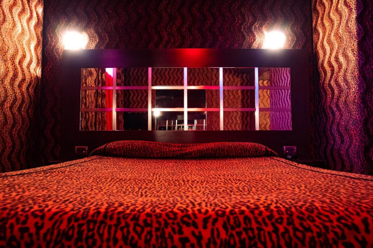 Marcantonio Hotel จูกลิอาโน อิน คัมปาเนีย ภายนอก รูปภาพ