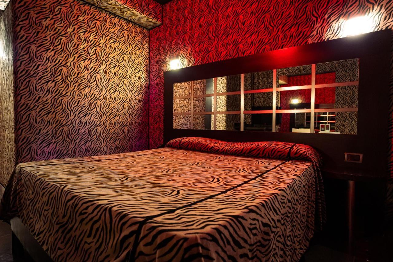 Marcantonio Hotel จูกลิอาโน อิน คัมปาเนีย ภายนอก รูปภาพ
