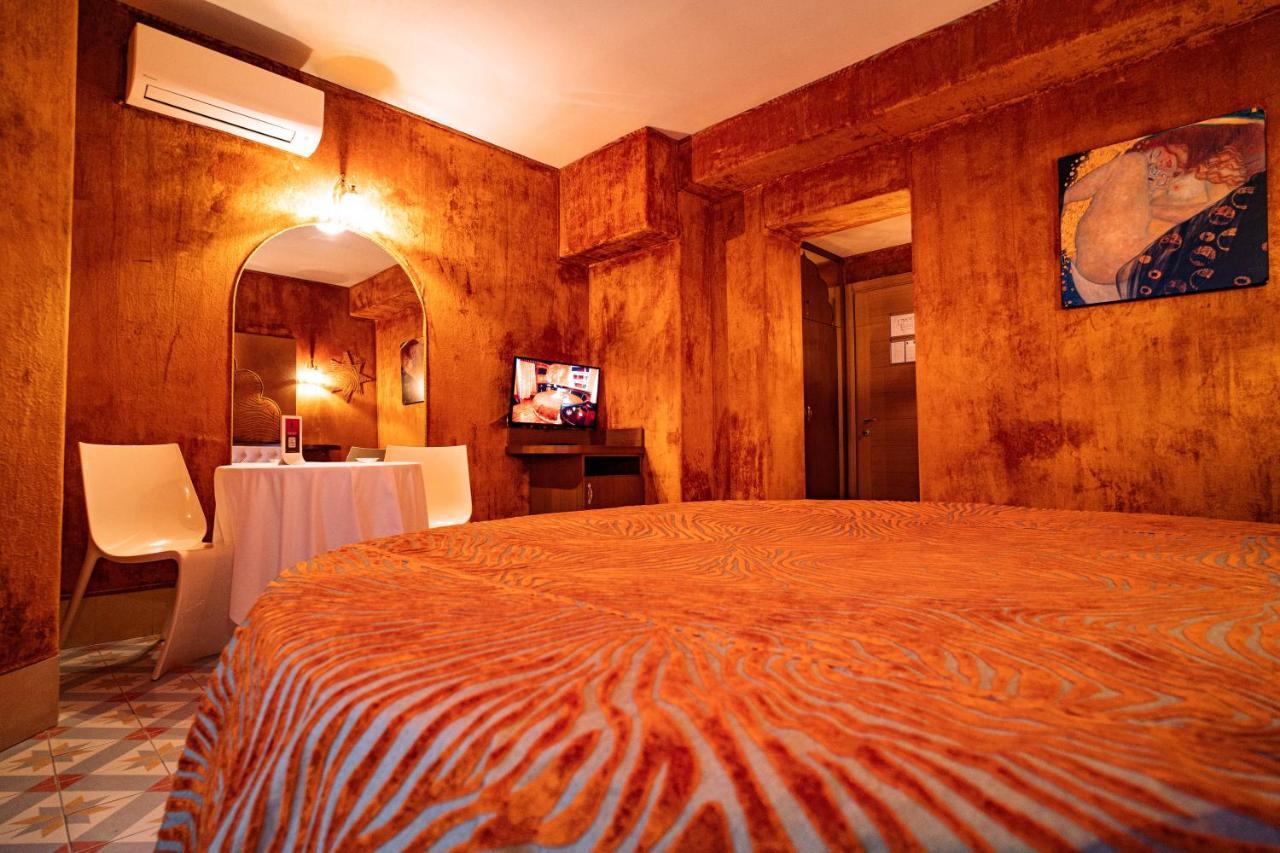 Marcantonio Hotel จูกลิอาโน อิน คัมปาเนีย ภายนอก รูปภาพ